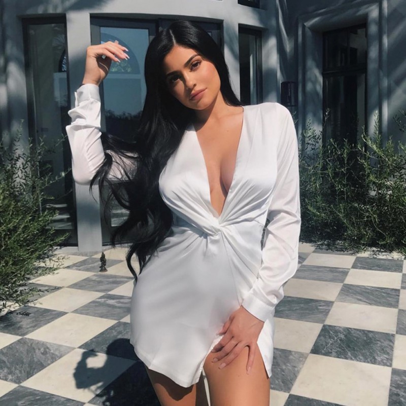 Kylie Jenner cuồng tập thể dục