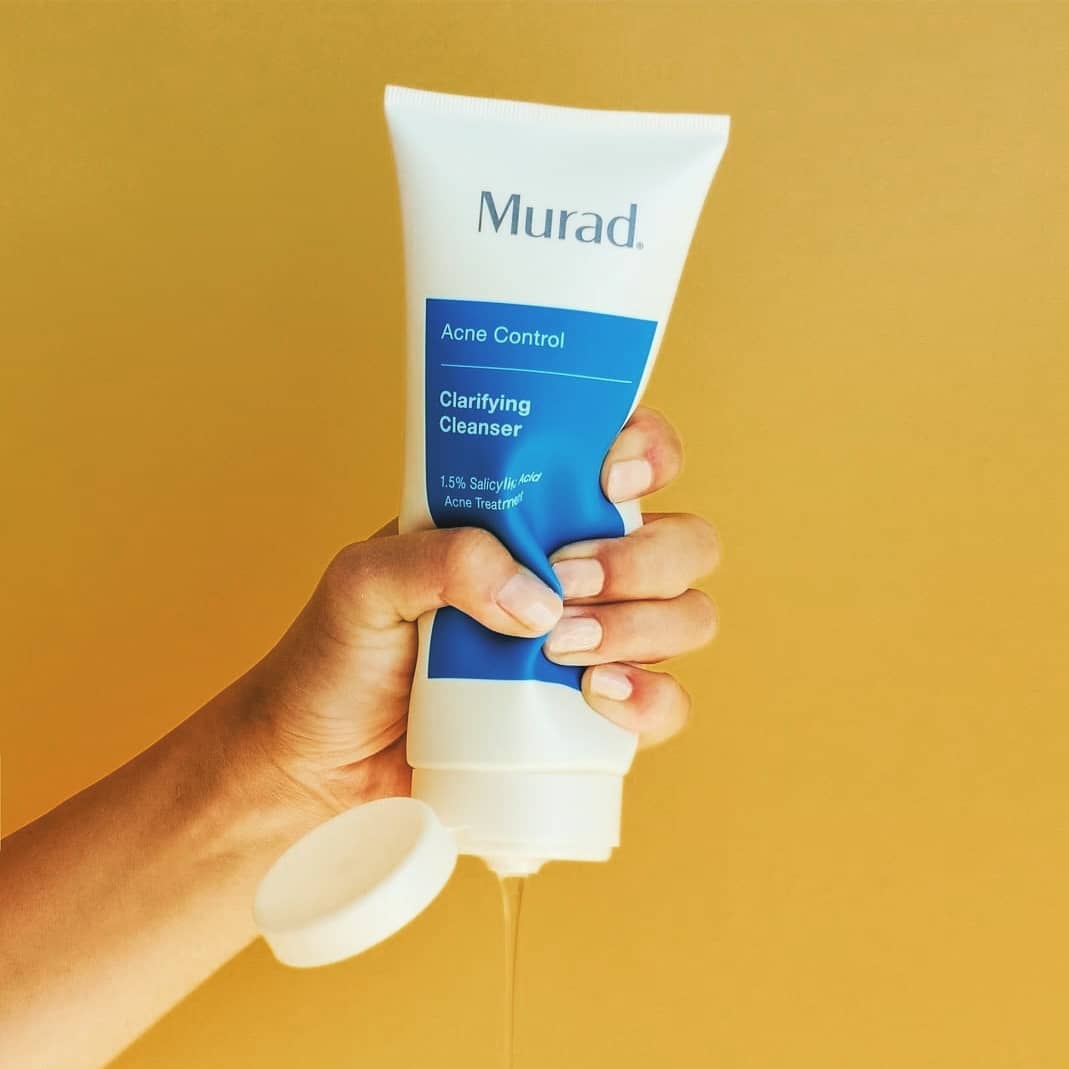Murad Clarifying Cleanser là một trong những loại sữa rửa mặt rất hợp với làn da dầu